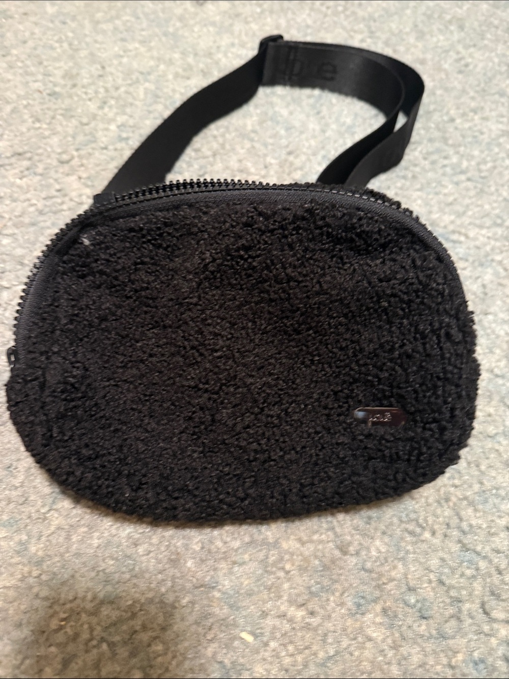 Black Sherpa Fanny pack : Belt Bag - Women